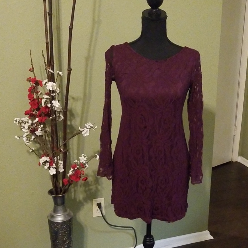 ❤Beautiful low back tunic or mini dress